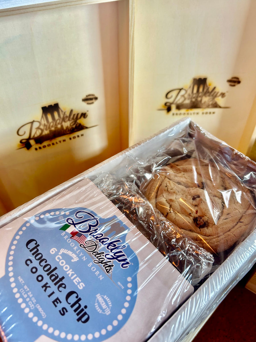 Chocolate Chip Cookie 4 oz ---------Only $ 1.58 per cookie