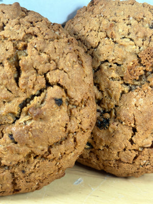 Oatmeal Raisin Cookie   ------