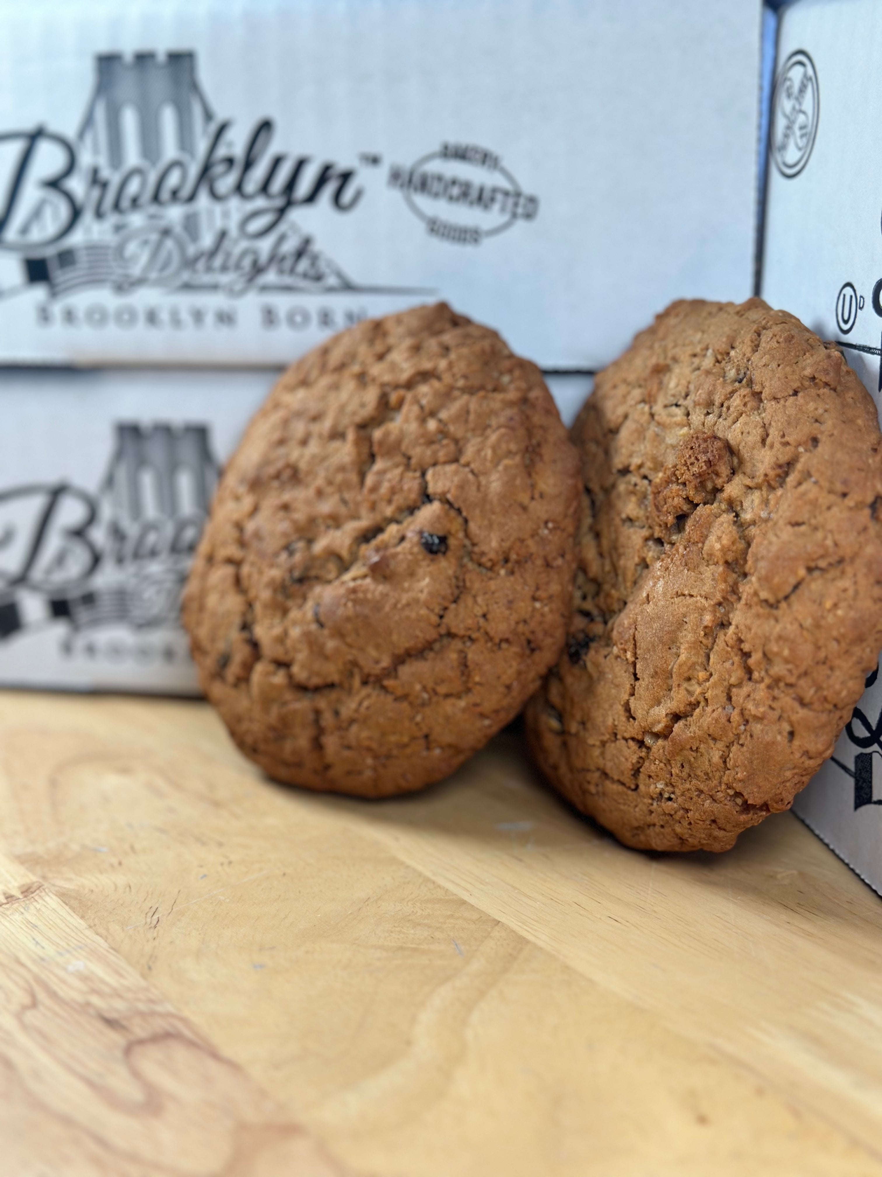 Oatmeal Raisin Cookie   ------